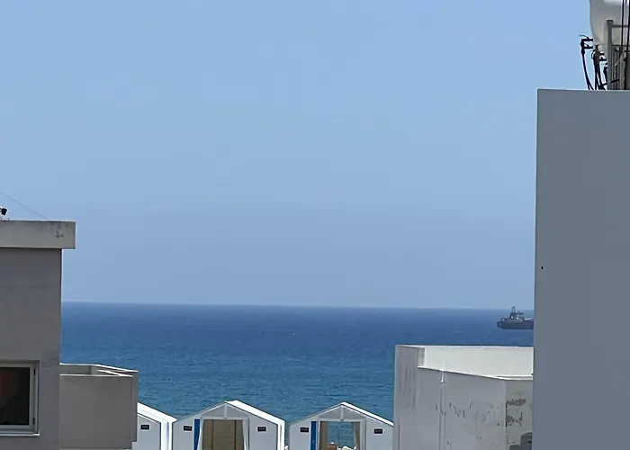 Sea View Апартаменты Ларнака