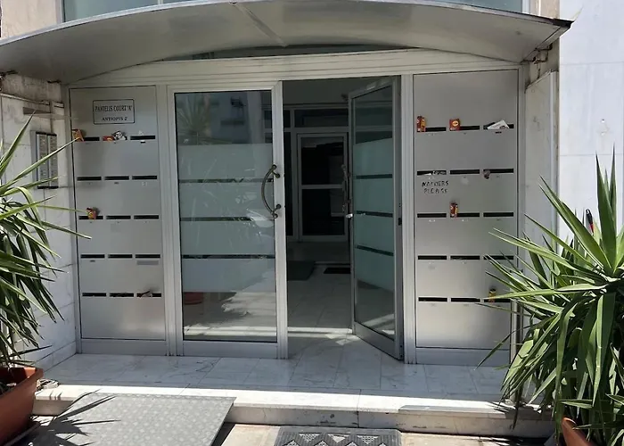 Sea View Апартаменты Ларнака